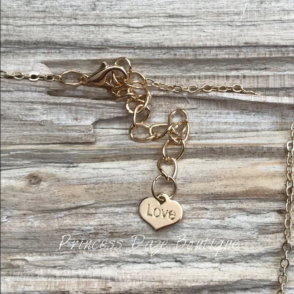 Gold Queen Diamond Necklace‎